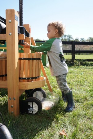 Old Apple Valley Farms on the Loudoun County Farm Tour 2016