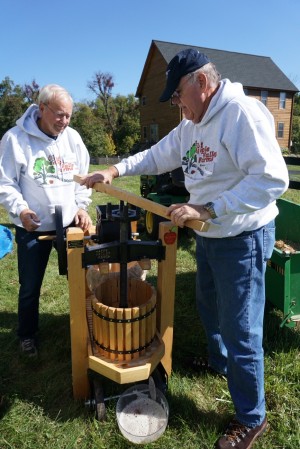 Old Apple Valley Farms on the Loudoun County Farm Tour 2016